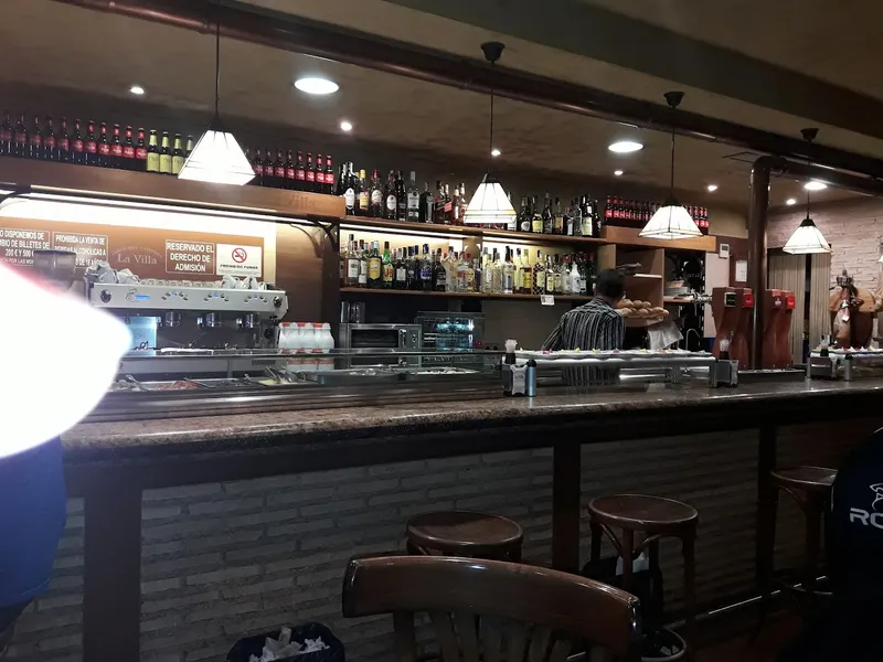 Cafetería Cervecería la Villa