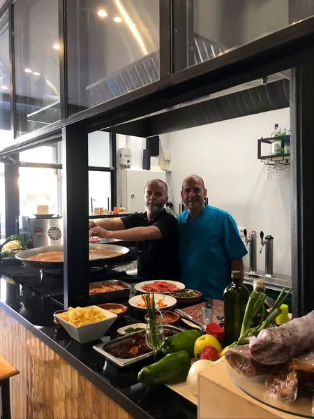 Restaurante La Botica, Tapas y Arroces