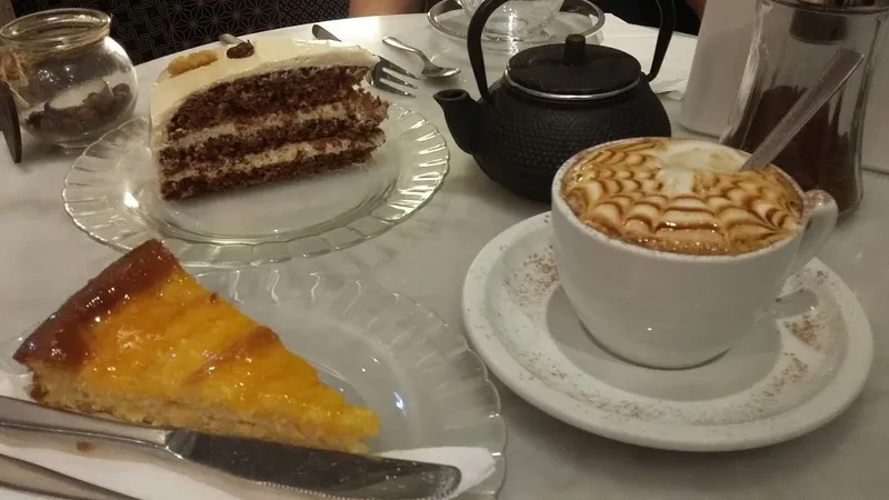 Several cafè
