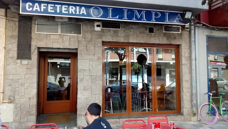 CAFETERÍA OLIMPIA.