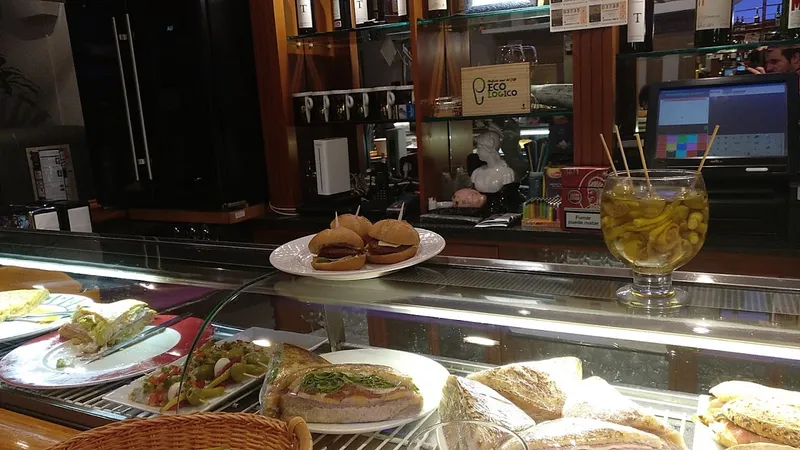 Cafetería-Restaurante Atenea