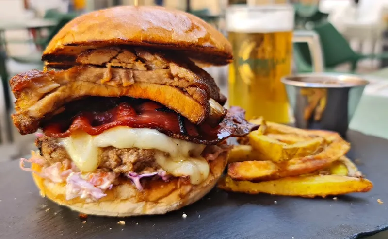 AIRES Burger Bar | Hamburguesería en Elche