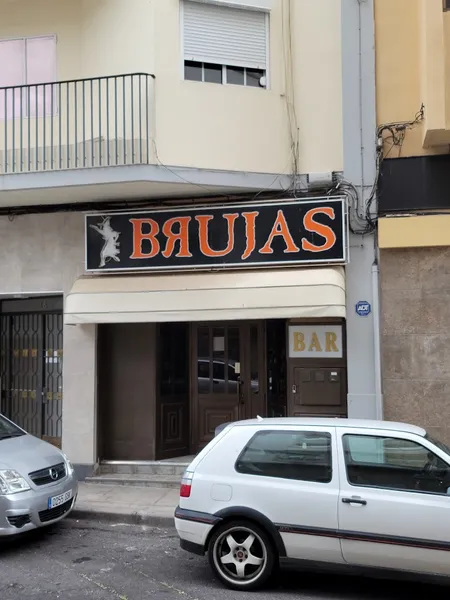 Brujas Bar