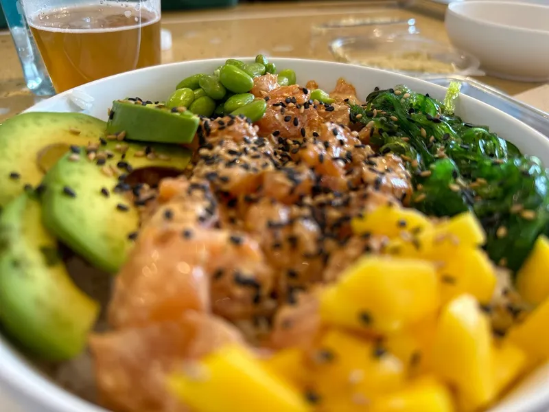 ALOHA - Poké, ensaladas & more