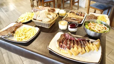 Los mejores 5 buffet de A Coruña