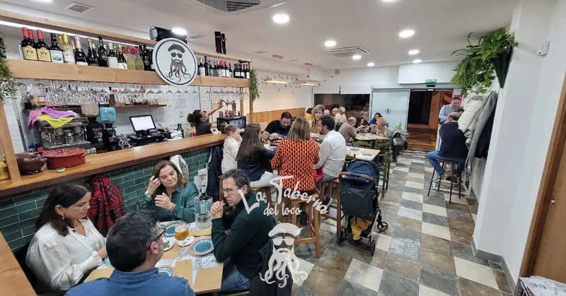 Restaurante y Asador de Carnes - La Taberna del Loco