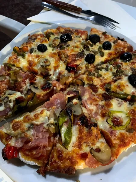 Pizzería Pinaretti