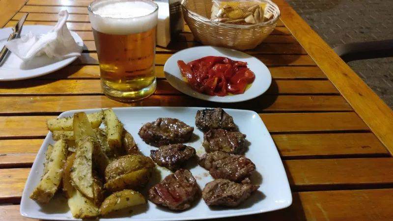 Kalaka Vinos y Tapas