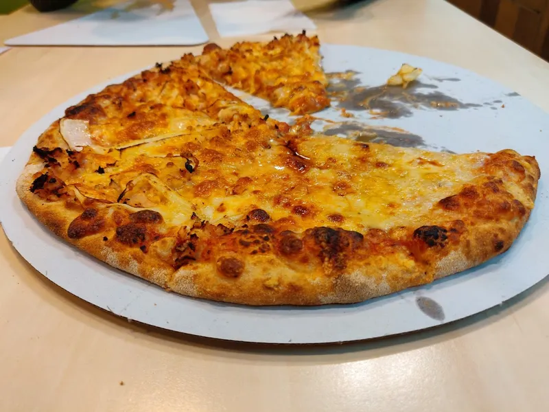 Pizza House