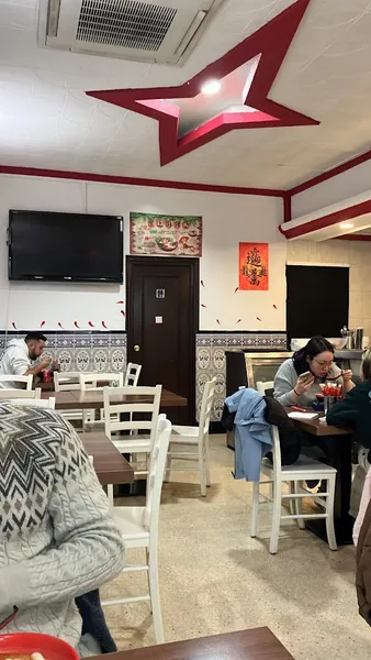 Restaurante Asiático Huyang Malatang | 胡杨 麻辣烫