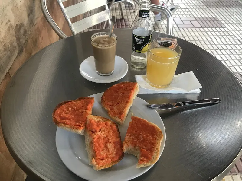 RENACIMIENTO Cafeteria-Pasteleria