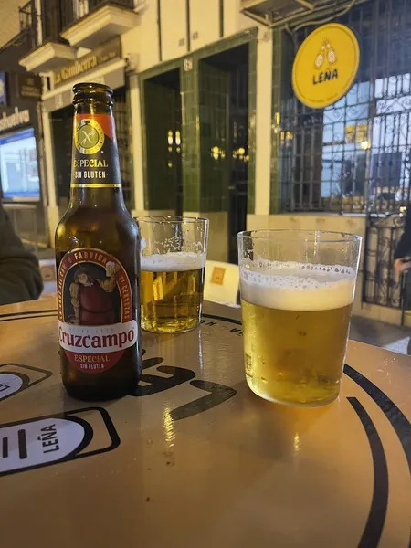 Leña Cervecería Plaza Niña