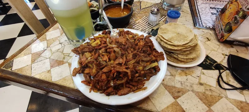 Taquería Los Primos