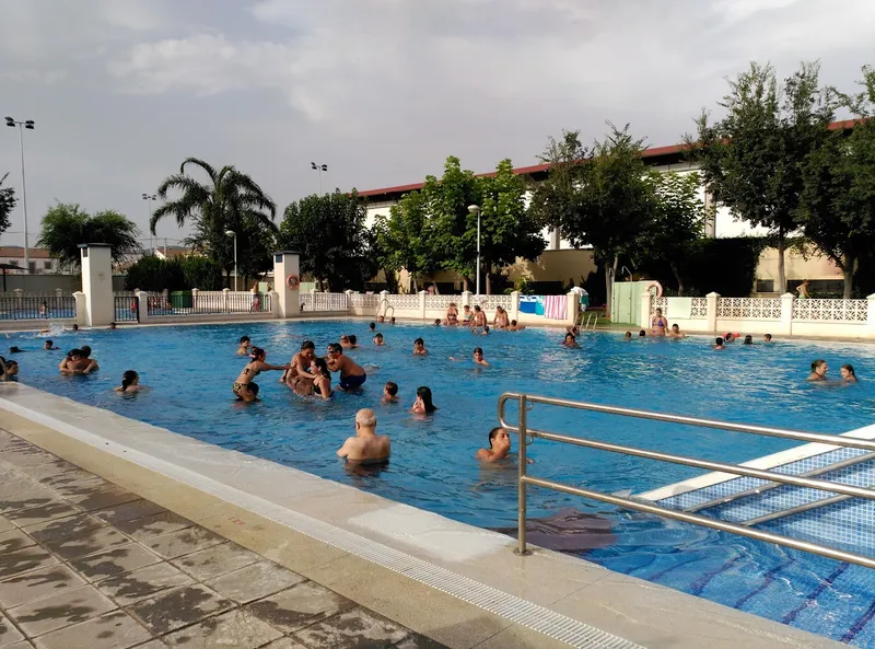 Piscina municipal Luis Uruñuela