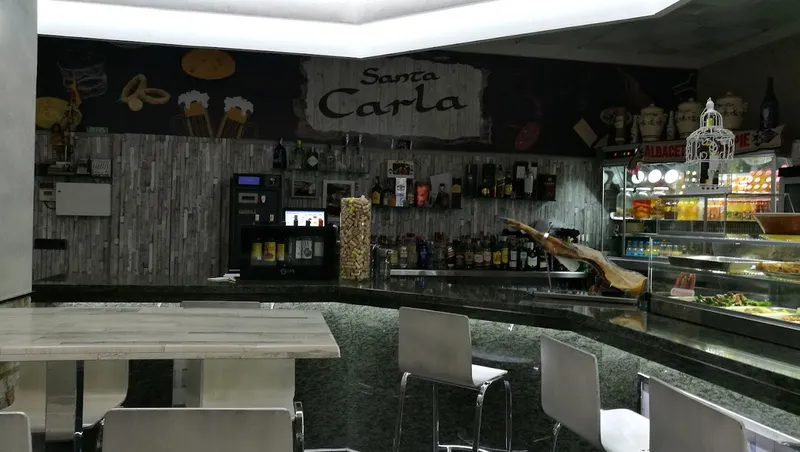 Santa Carla Cervecería Café.