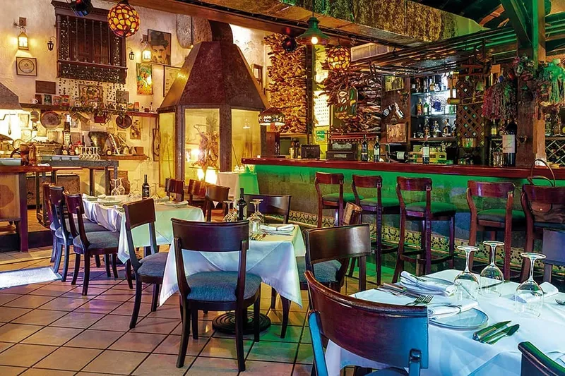 Quebracho Parrilla Argentina Restaurante Bar