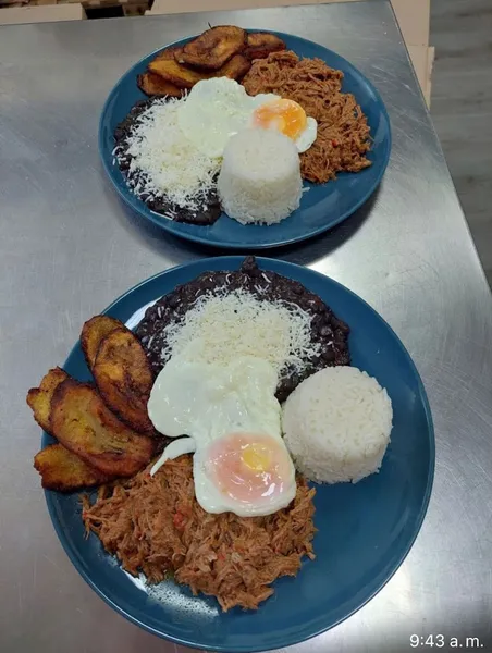 Restaurante Yolty, Pastelería y Comidas venezolanas en Torrejón