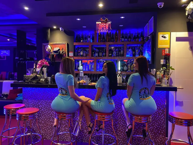 5ive Gentlemen‘s Club