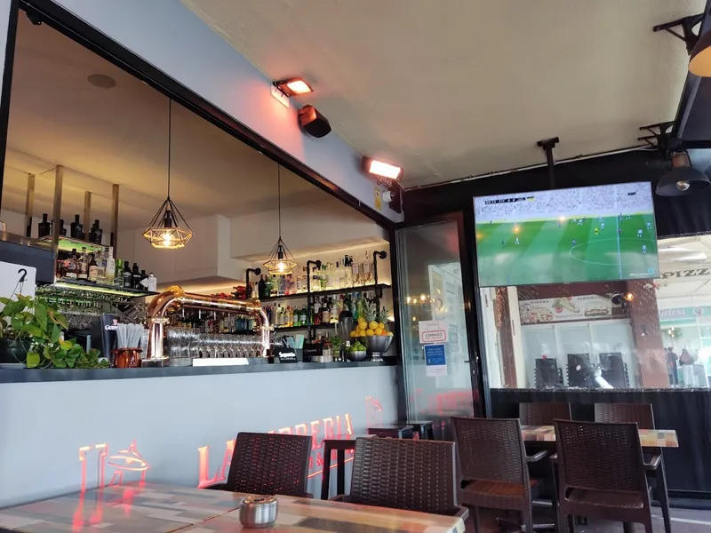 Bar la libreria