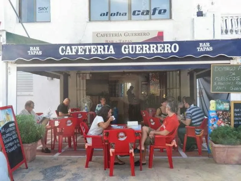 Bar de Tapas Cafeteria Guerrero Nueva Andalucia