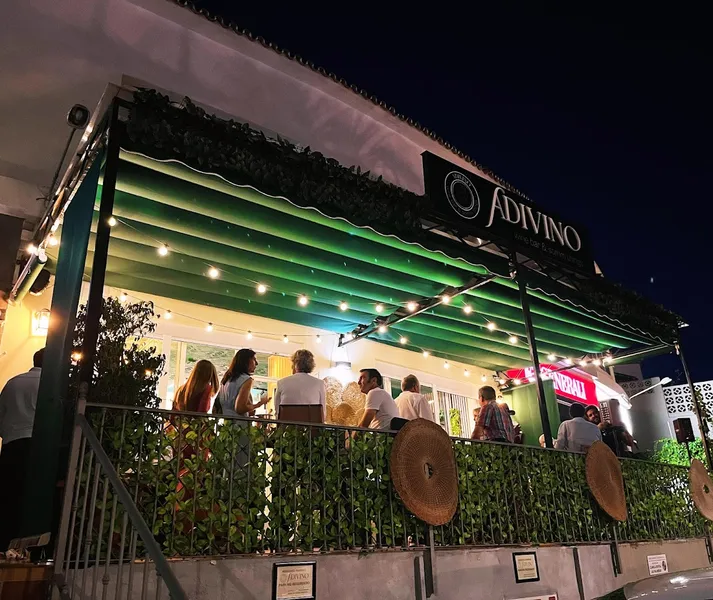 Adivino Wine Bar - Gastrobar & wine shop