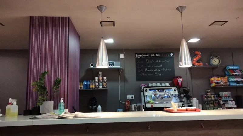 Cafetería y panadería Roma