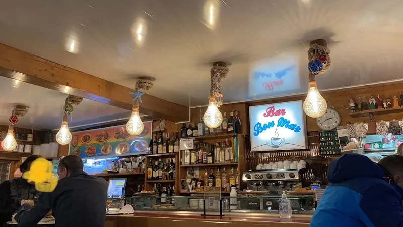 Bar Bon-Mar