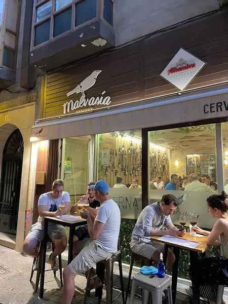 Taberna Malvasía