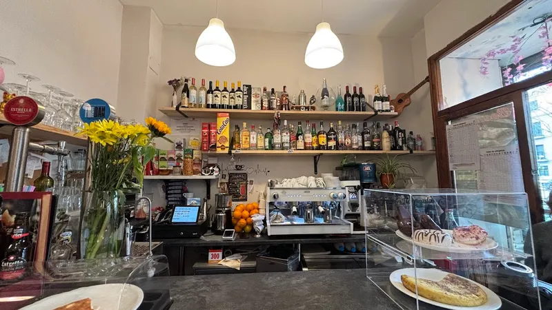 Bar Cafetería Libia La Parada