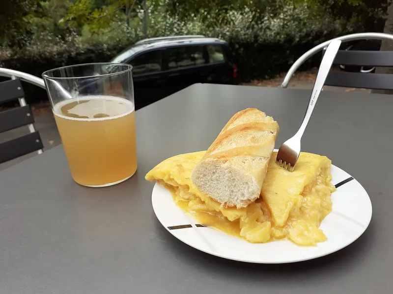 Bar Clavos - Especialidad Tortilla de Patata