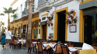 Los 13 restaurantes familiares de Cádiz