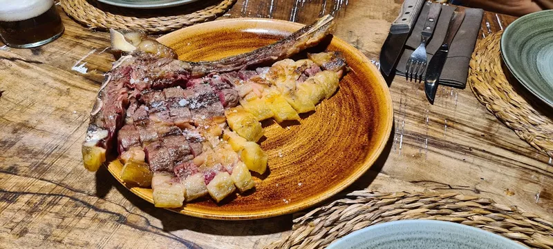 Restaurante La Chancha y los 20