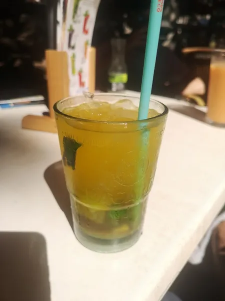 Bar Mina Five