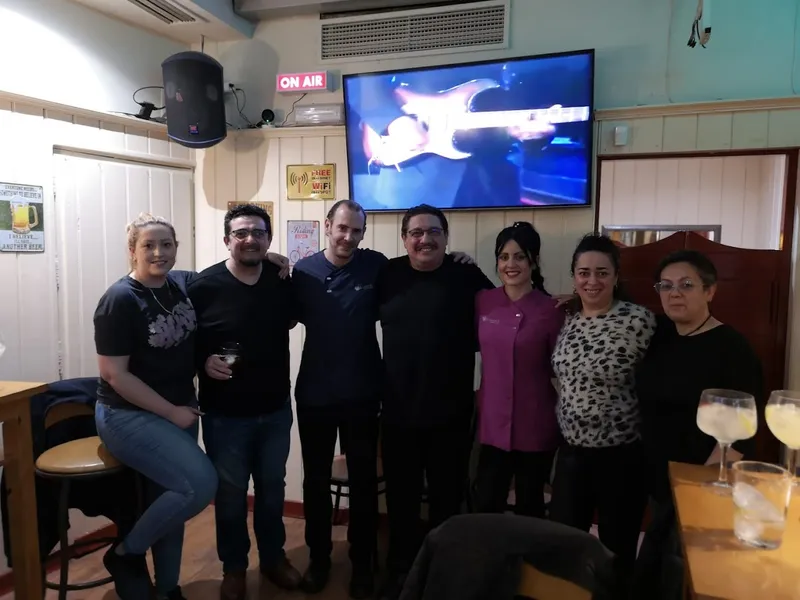 Afterwork BAR Karaoke.