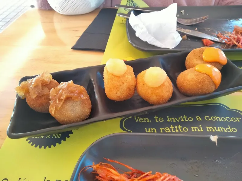 Gastrobar La Fábrica Brewpub