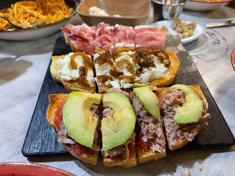 El Cantón