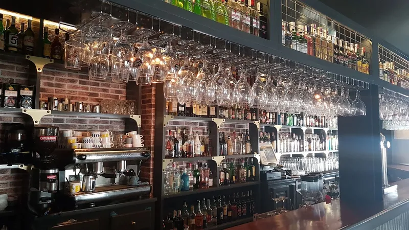 Pub YiYi'S