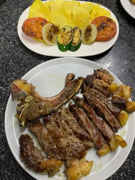 Sidrería Restaurante La Entrelluxa