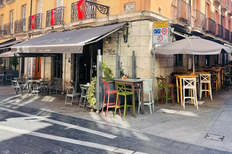 La Cantina Burgos - Bar y restaurante
