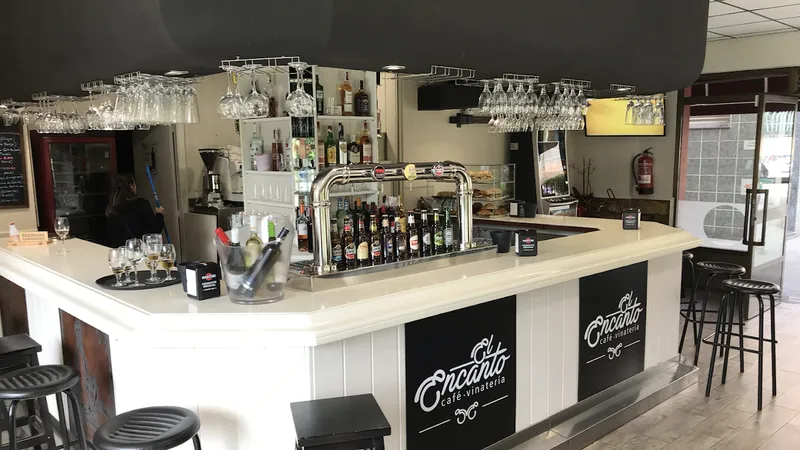 Café Vinatería El Encanto