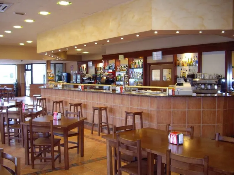 Cafetería Restaurante Gebres