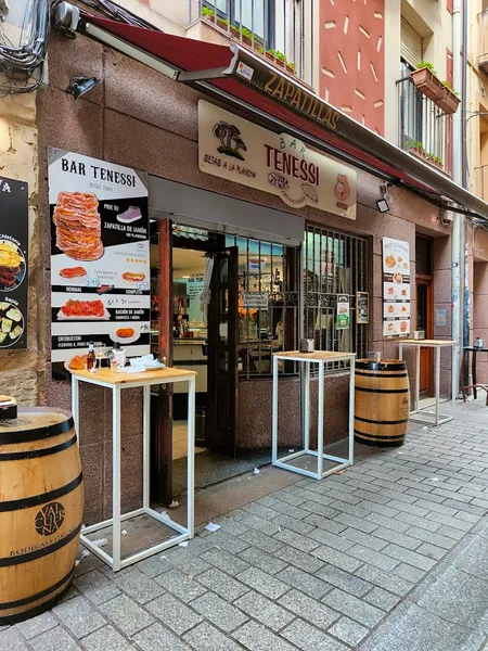 Bar Tenessi - Zapatilla de jamón