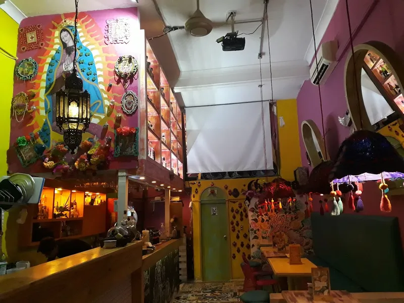 Rosa Mezcal - Taquería Cantina Mexicana
