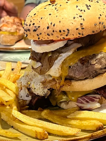 SellaBurger