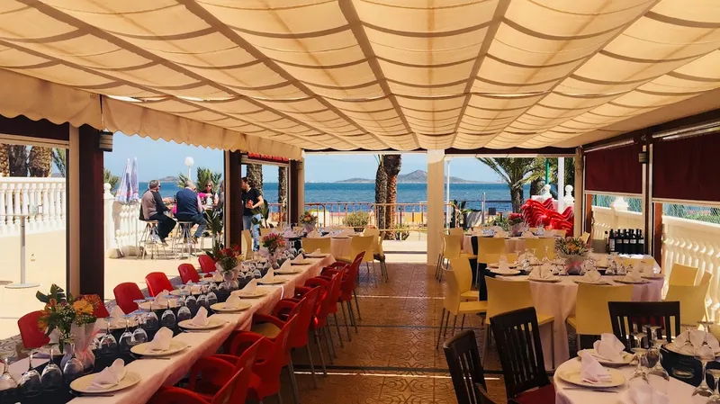 Restaurante /cafeteria La Playa