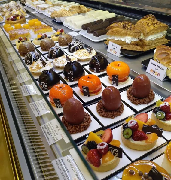 FA Pastelería