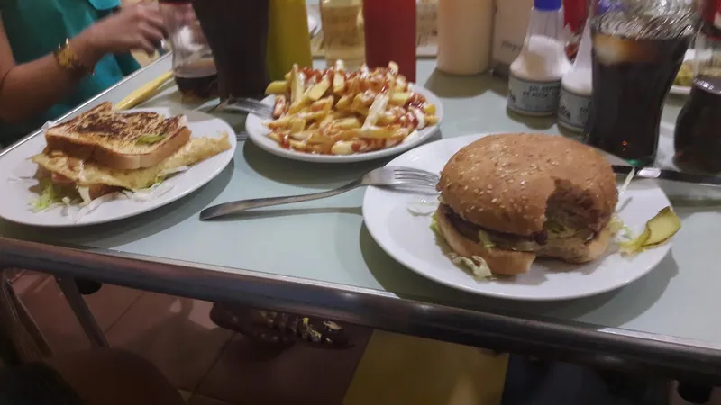 Sol Hamburguesería