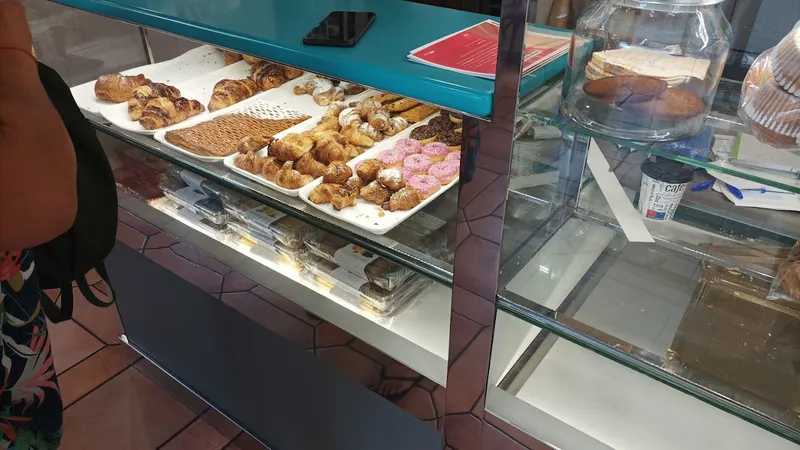 Cafeteria&Pastisseria Lourdes