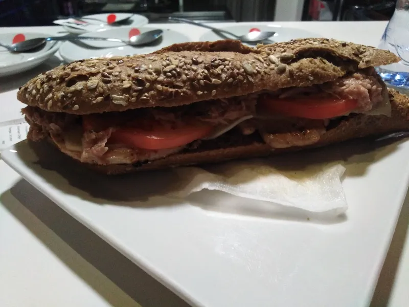 Cafetería Las 7 Tartas.