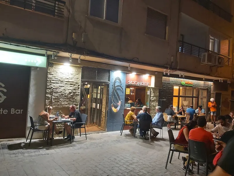 Scondite Bar